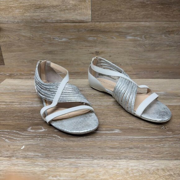 Franco Sarto Paddy Silver Leather Flat Sandals Women's Size 5.5 - Picture 6 of 7